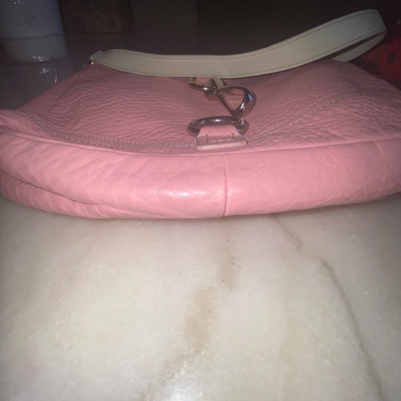 COACH soft pebble collection A0993-F13006- Cream Leather/Pink Leather shoulder - Picture 4 of 8